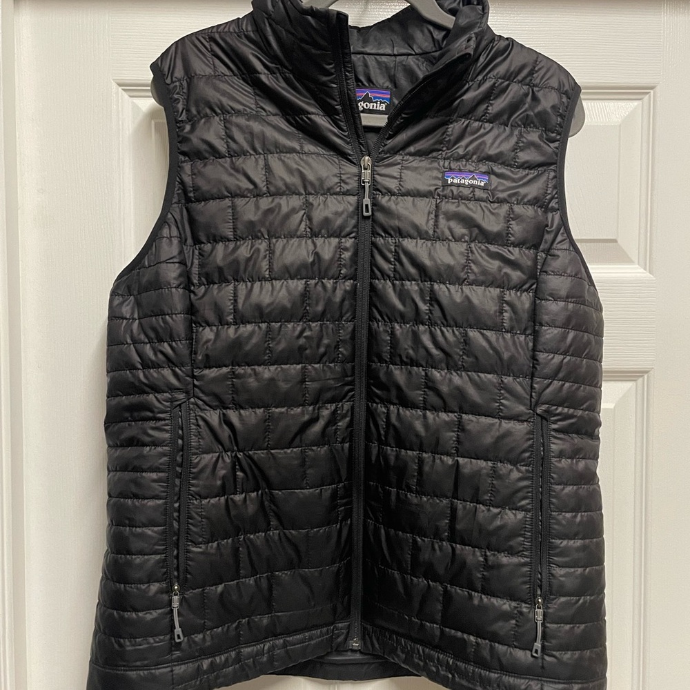 Patagonia Quilted Black Vest